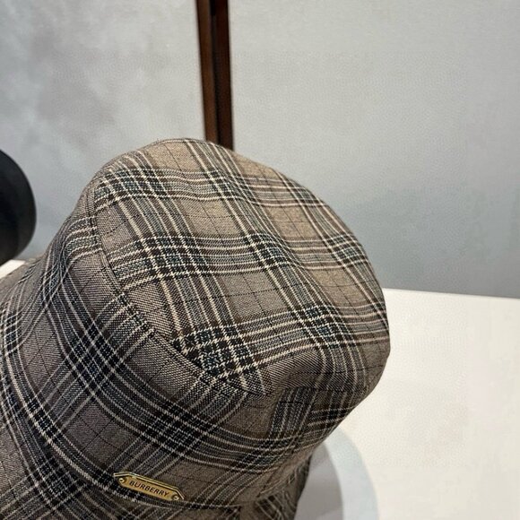 Burberry fishing hat - Picture 6 of 6